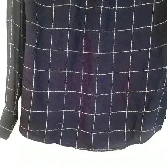 Banana Republic Women's Navy & Cream Rayon Dillon Classic Fit Button Down Shirt - Picture 11 of 11